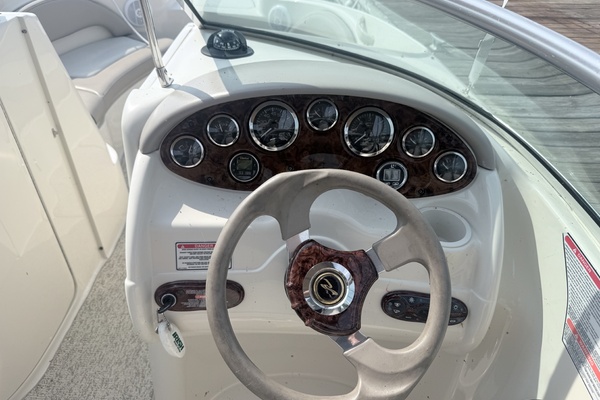 22ft Sea Ray Yacht For Sale