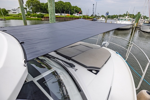 Timeout 34ft Jeanneau Yacht For Sale