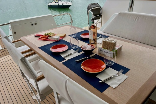 Ellee 72ft Neel Yacht For Sale