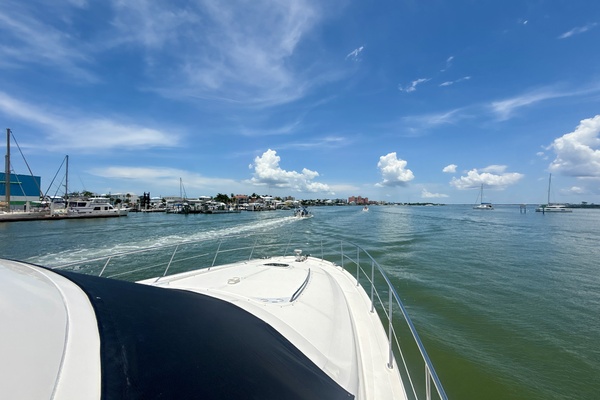 58ft Sea Ray Yacht For Sale