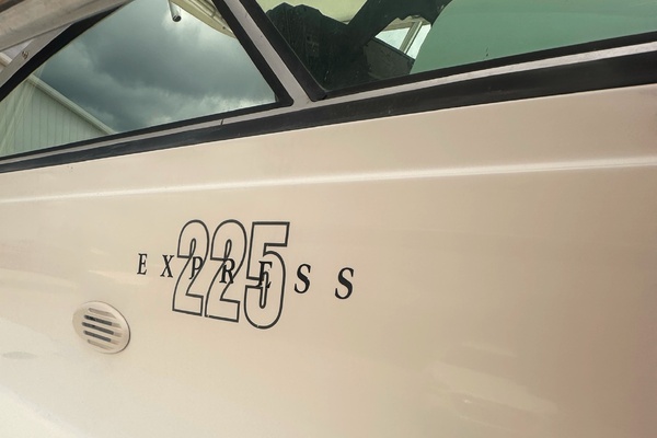 23ft Edgewater Yacht For Sale