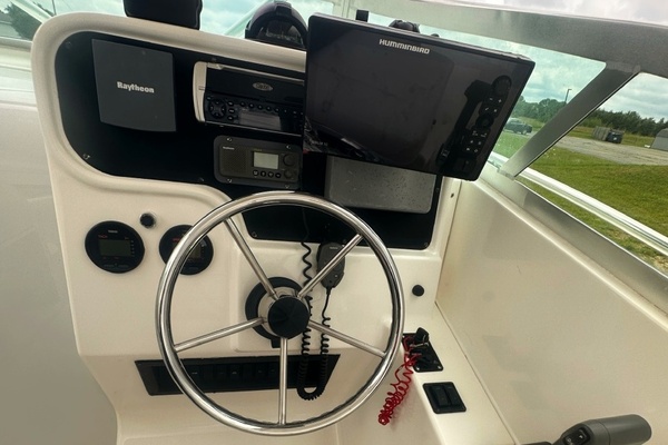 23ft Edgewater Yacht For Sale