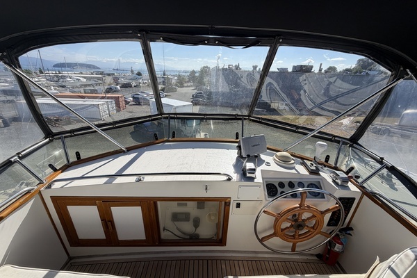 Grand Banks 42 Classic Yacht For Sale