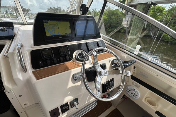 Reel Doctor 32ft Grady White Yacht For Sale