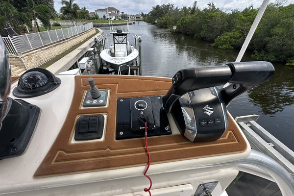 Reel Doctor 32ft Grady White Yacht For Sale