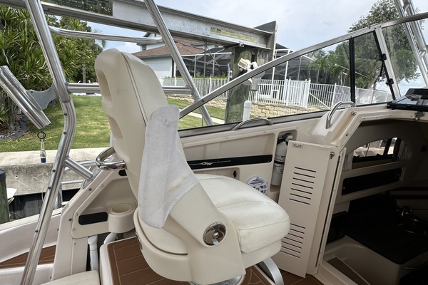 Reel Doctor 32ft Grady White Yacht For Sale