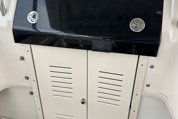 Reel Doctor 32ft Grady White Yacht For Sale