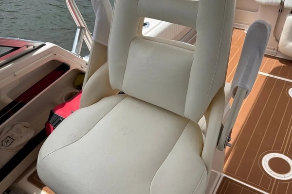 Reel Doctor 32ft Grady White Yacht For Sale