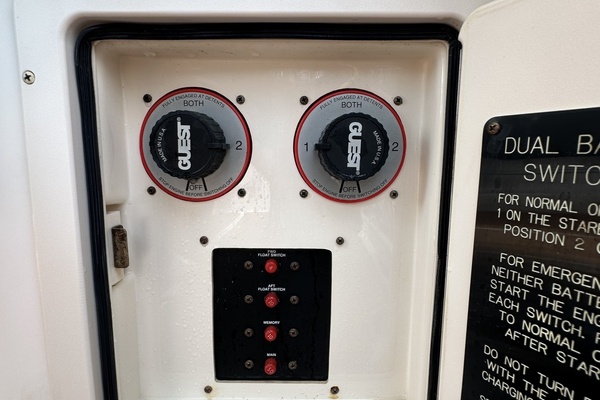 Reel Doctor 32ft Grady White Yacht For Sale