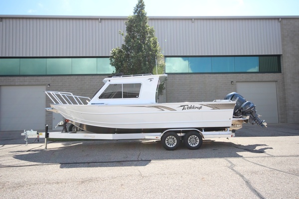 2027 Weldcraft 240 Ocean King, Image 1 