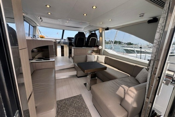 Lady Lau 50ft Azimut Yacht For Sale