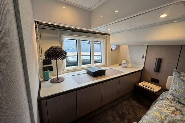 Lady Lau 50ft Azimut Yacht For Sale