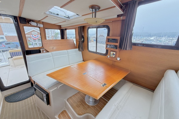 SALACIA 31ft Ranger Tugs Yacht For Sale