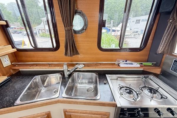 2013 Ranger Tugs 31