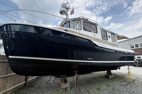 SALACIA 31ft Ranger Tugs Yacht For Sale