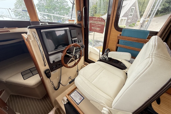 SALACIA 31ft Ranger Tugs Yacht For Sale