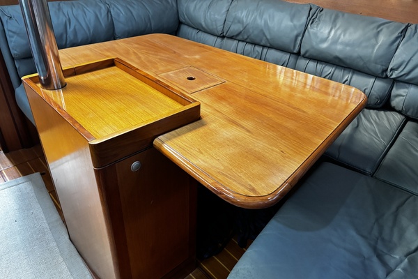 Abby Normal 41ft Hunter Yacht For Sale