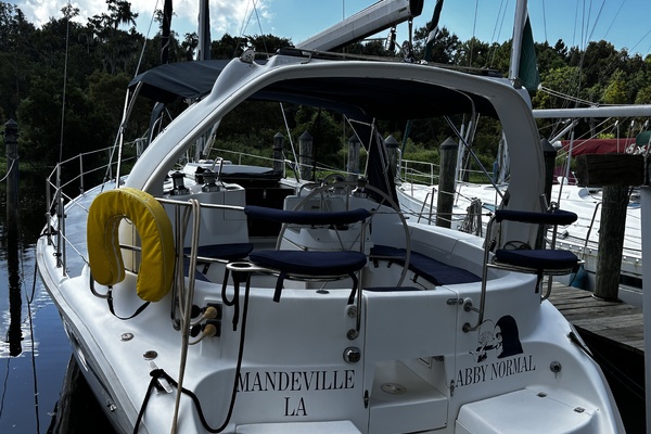 Abby Normal 41ft Hunter Yacht For Sale