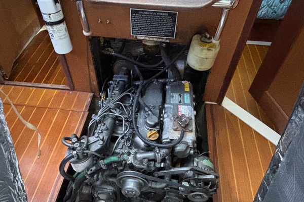 Abby Normal 41ft Hunter Yacht For Sale