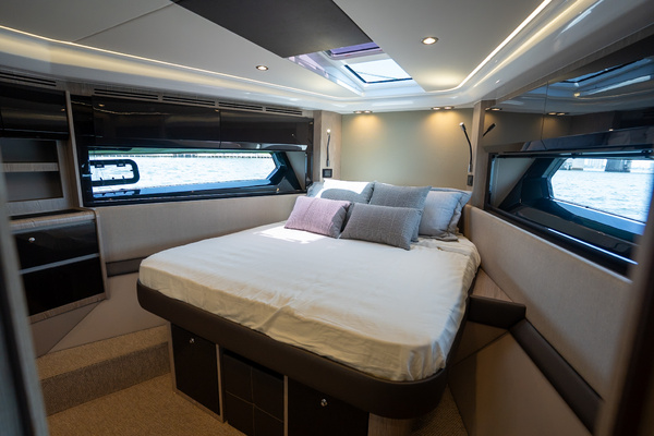 51ft Azimut Yacht For Sale
