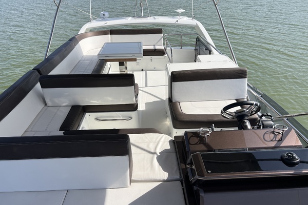 53ft Galeon Yacht For Sale
