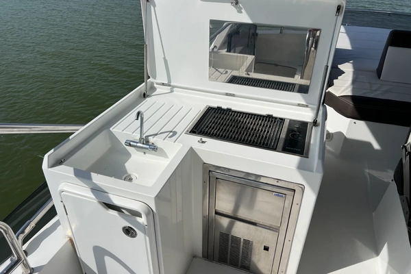 2019 Galeon 53