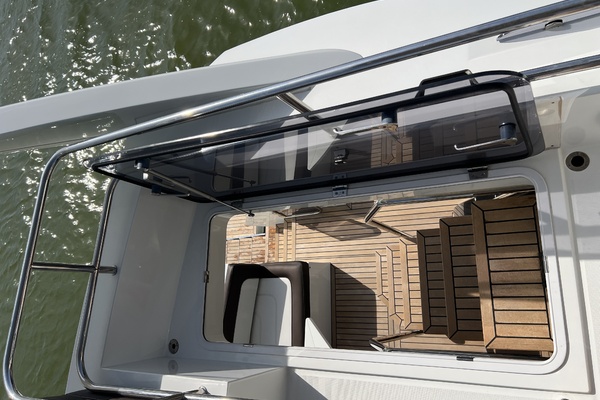 53ft Galeon Yacht For Sale