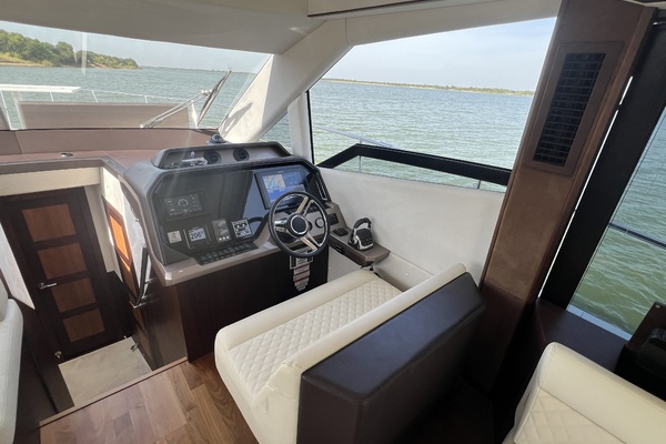 53ft Galeon Yacht For Sale
