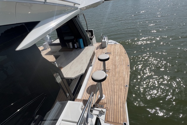 53ft Galeon Yacht For Sale