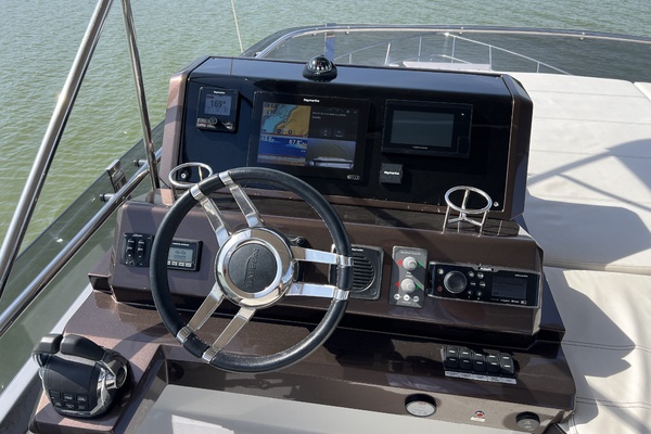 53ft Galeon Yacht For Sale