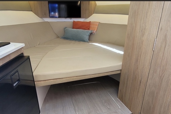34ft NX Boats Yacht For Sale
