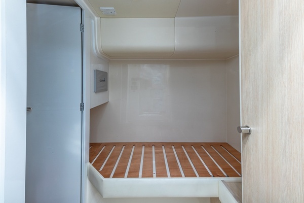 Sirena Flybridge Yacht For Sale