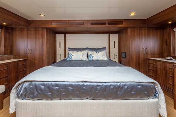Mystic Blue 61ft Sirena Yacht For Sale