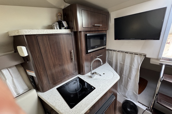 Dont t Ask 28ft Regal Yacht For Sale