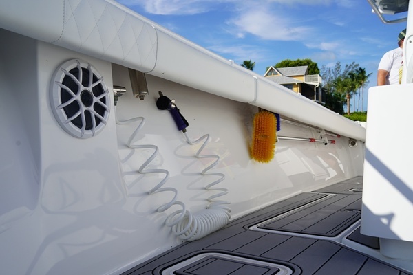 2024 Onslow Bay 37