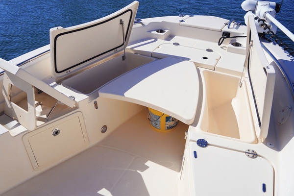 25ft Grady White Yacht For Sale