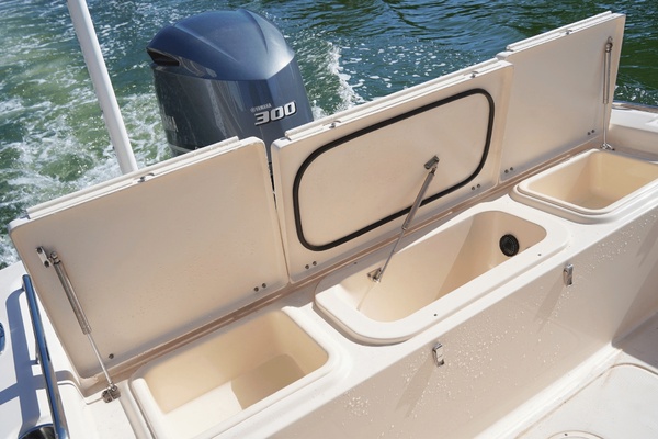 25ft Grady White Yacht For Sale