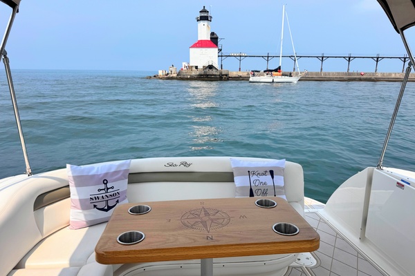34ft Sea Ray Yacht For Sale