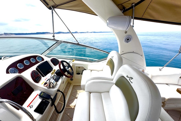 34ft Sea Ray Yacht For Sale