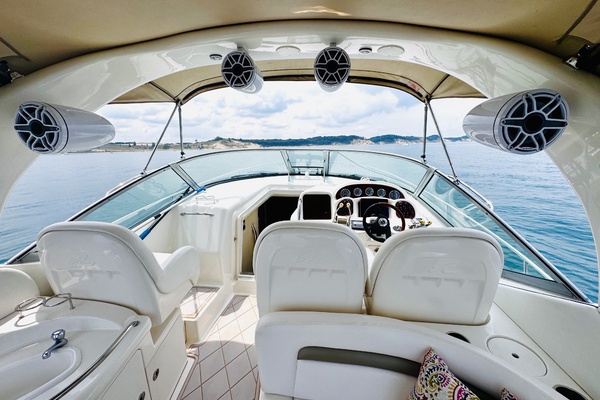 34ft Sea Ray Yacht For Sale