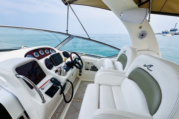 34ft Sea Ray Yacht For Sale