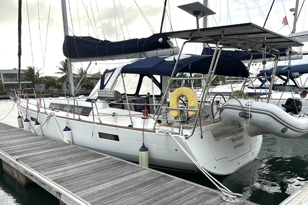 Tantalizer 45ft Beneteau Yacht For Sale