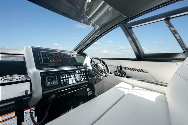 Ariel 42ft Cruisers Yachts Yacht For Sale