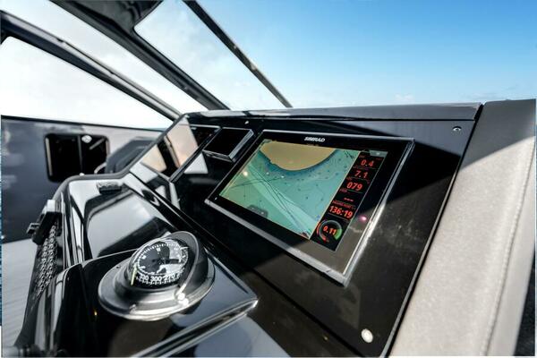 Ariel 42ft Cruisers Yachts Yacht For Sale