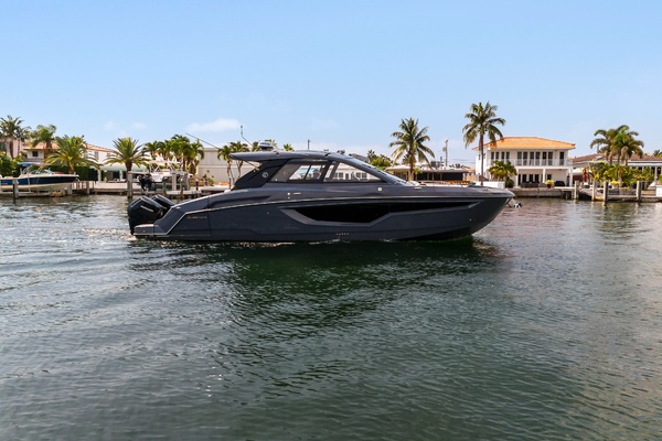 Ariel 42ft Cruisers Yachts Yacht For Sale