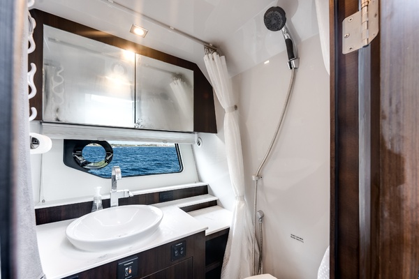 Ariel 42ft Cruisers Yachts Yacht For Sale