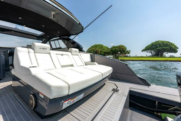 Ariel 42ft Cruisers Yachts Yacht For Sale