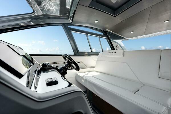 Ariel 42ft Cruisers Yachts Yacht For Sale