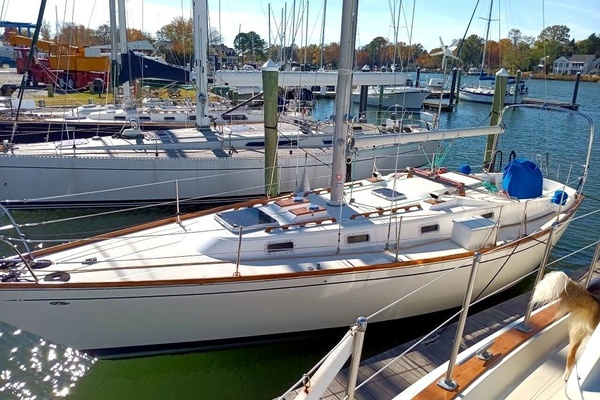 Spirit II 37ft Tartan Yacht For Sale