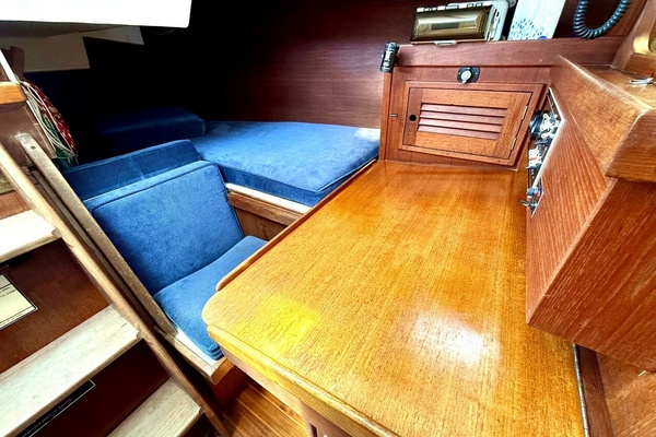 Spirit II 37ft Tartan Yacht For Sale